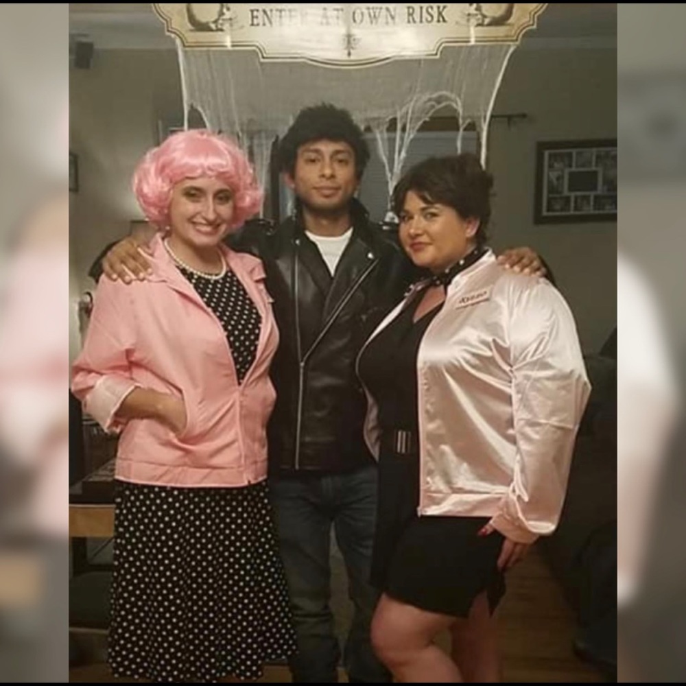 Couples Grease Costume - Picture 14 of 14